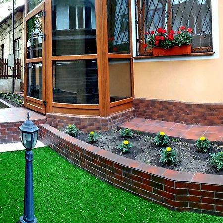 Unique 1 Bd Apt Dt W/Free Parking And Wi-Fi Chisinau Exterior photo